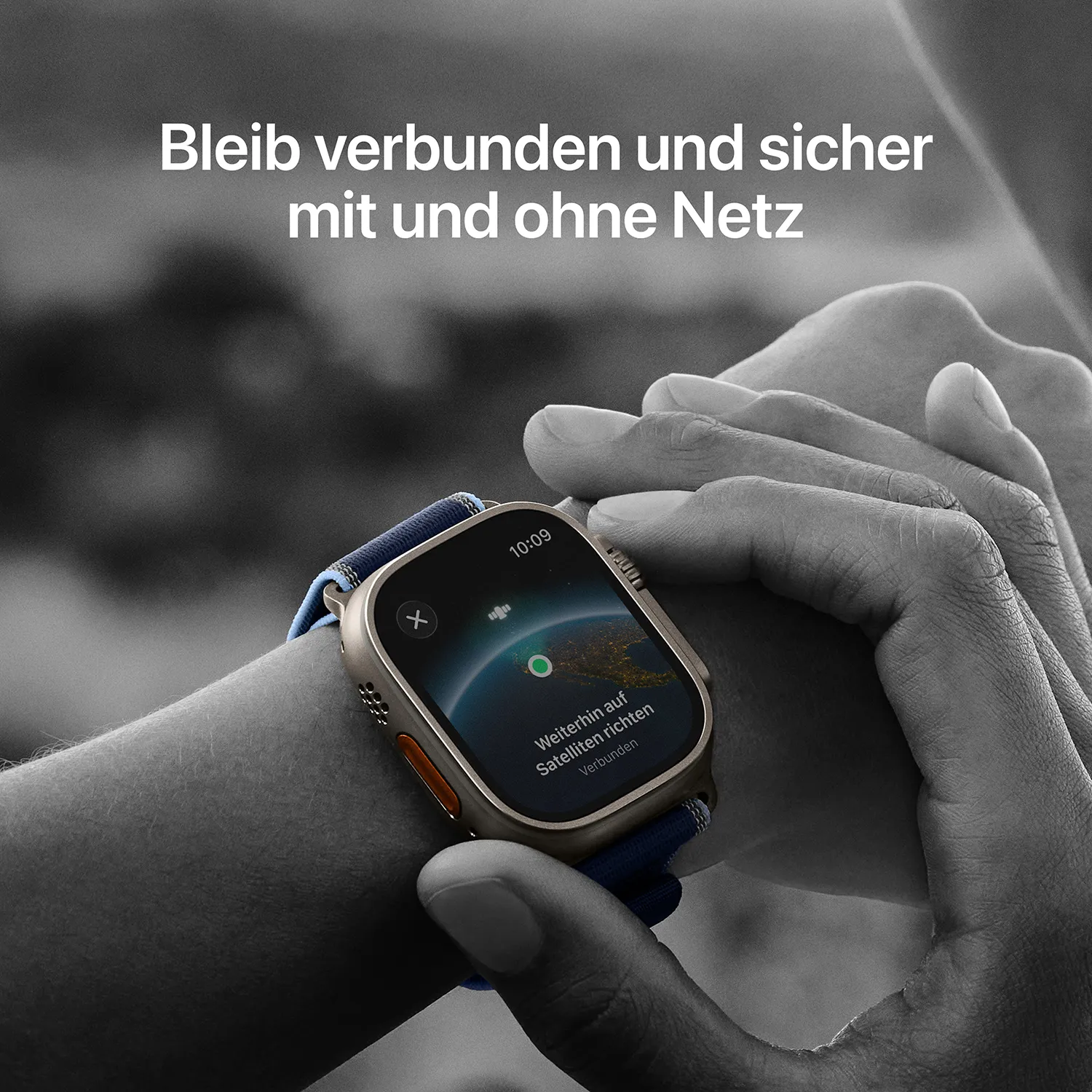 Apple Watch Ultra 3 GPS + Cellular 49mm Natur Titanium Case mit Hellblau Alpine Loop Small